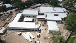 Verifican avances en la construcción del nuevo Hospital de Maní, obra de más de 5.400 metros cuadrados